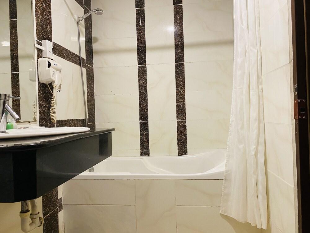 Metro Points Hcm Hotel- Bến Thành Market Khách sạn TP. Hồ Chí Minh