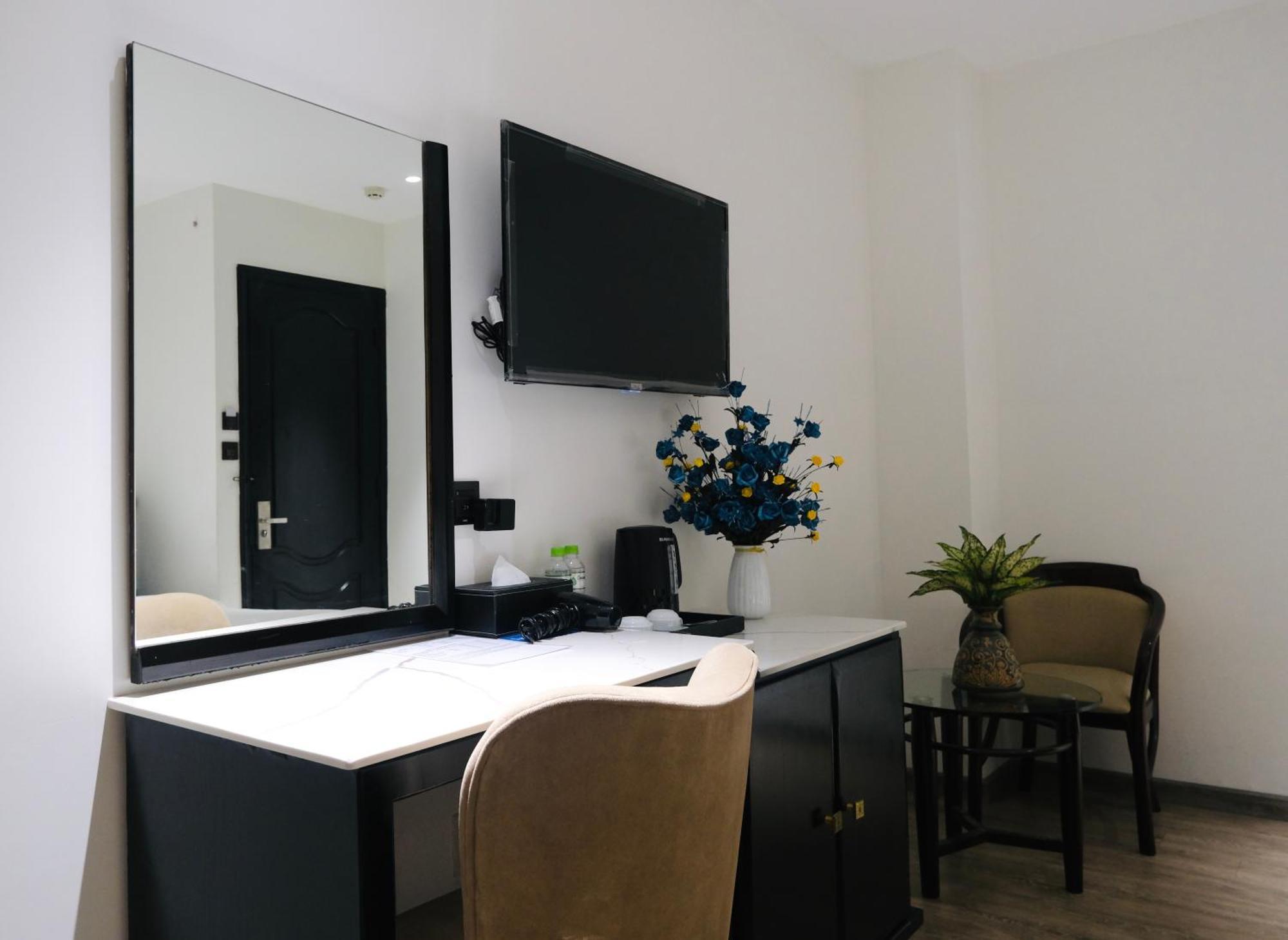 Metro Points Hcm Hotel- Bến Thành Market Khách sạn 3*